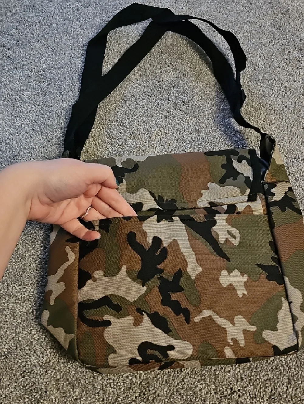 T❤️🔹️Port Authority Men's Camo Insulated Bag in Green and Brown
